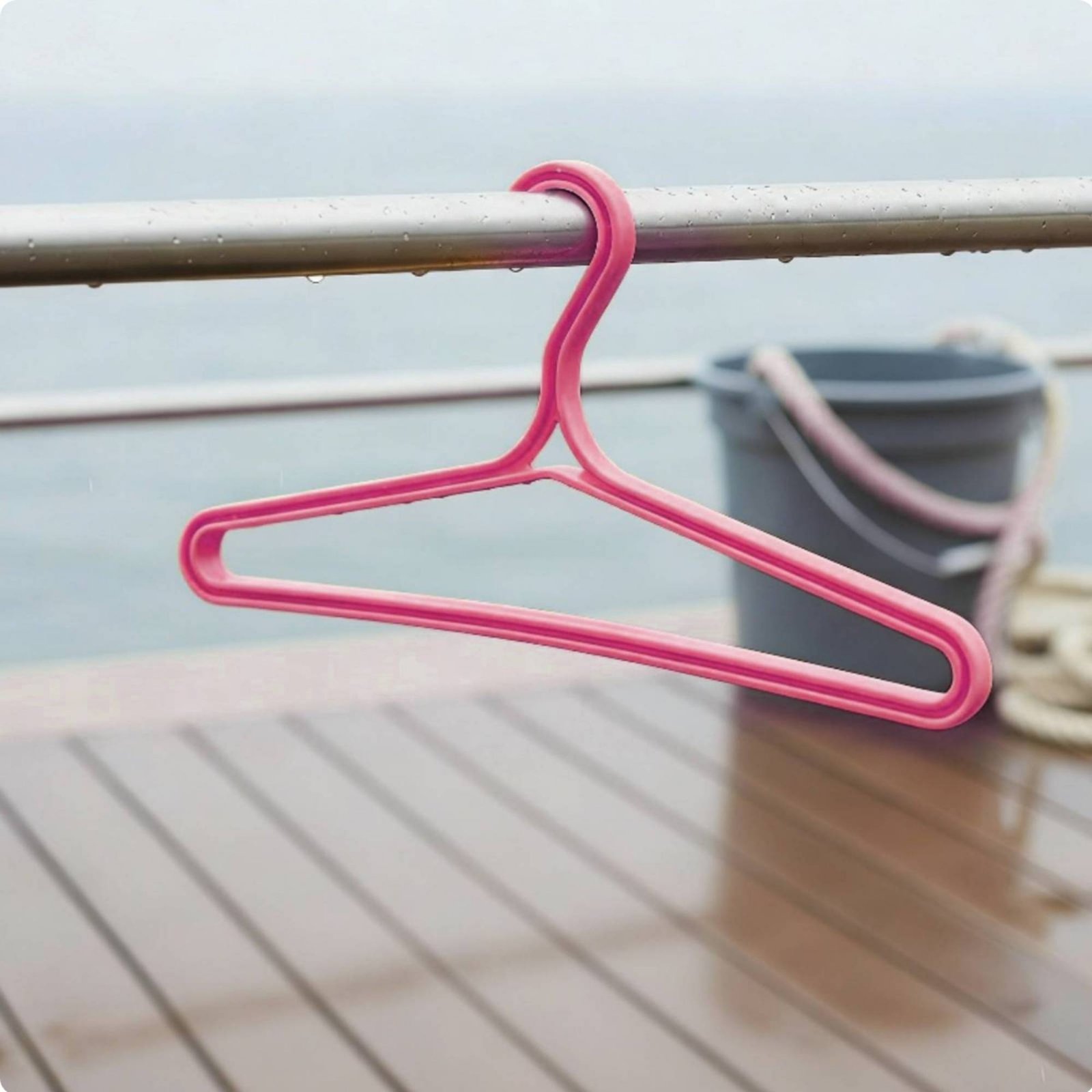 Вешалка для гидрокостюма, долг – обзор и цена Sports Equipment Drying Rack
